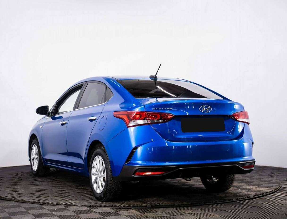 Купить Hyundai Solaris с пробегом. Фото: #3