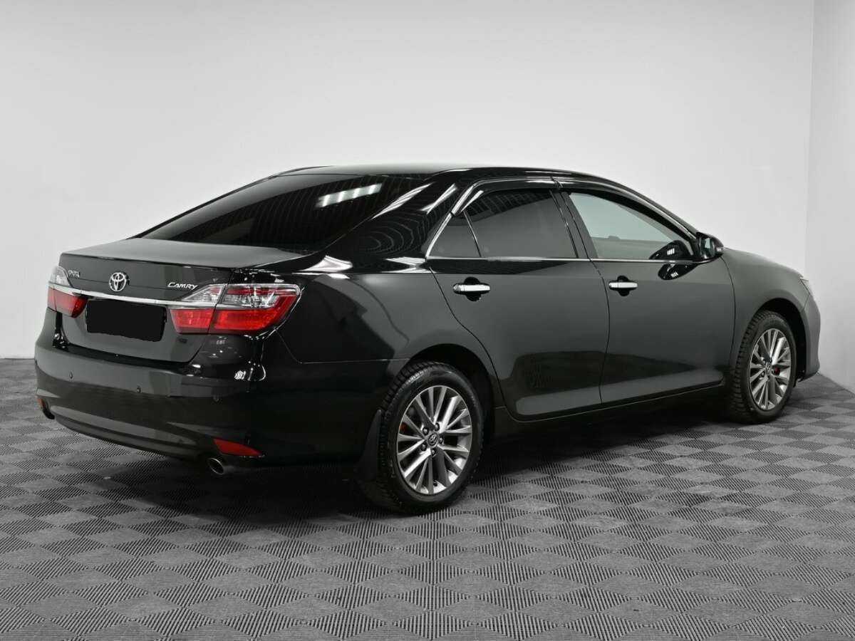 Купить Toyota Camry с пробегом. Фото: #1