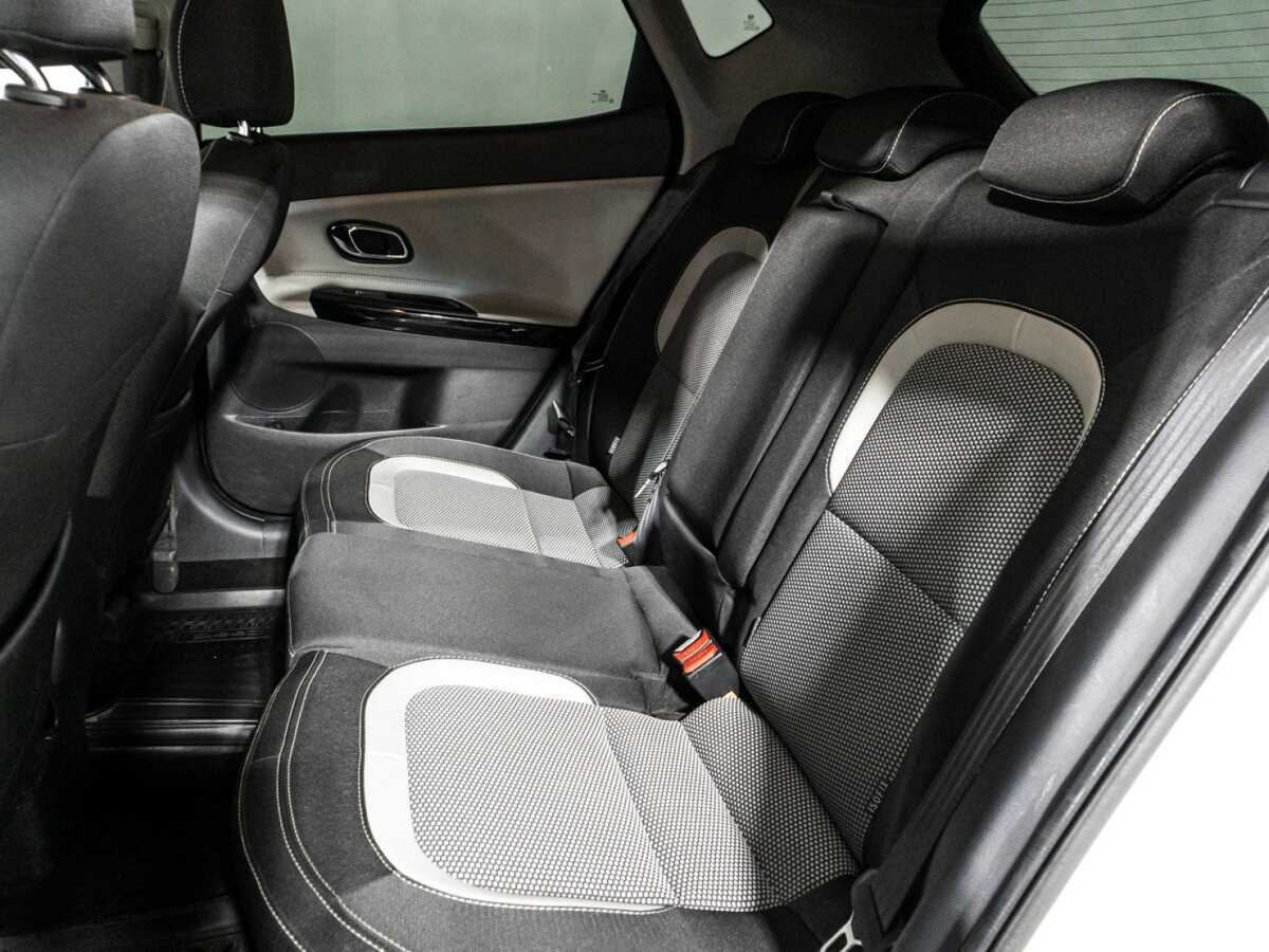 Купить Kia Ceed с пробегом. Фото: #9