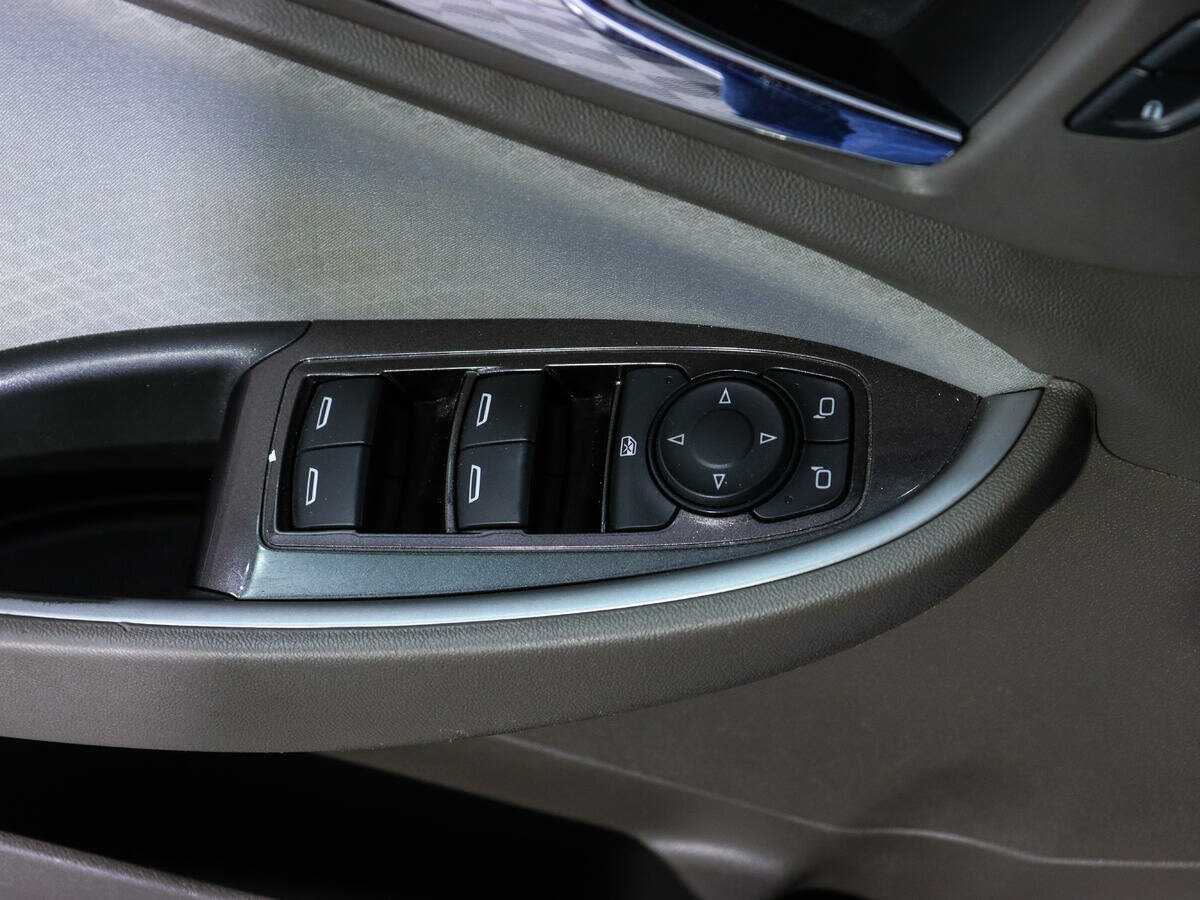 Купить Chevrolet Malibu с пробегом. Фото: #17