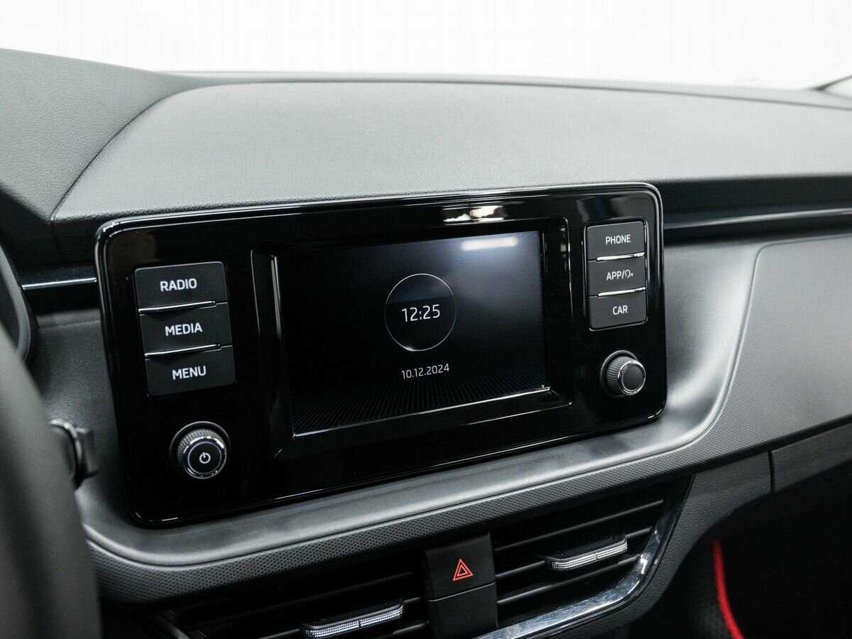 Купить Skoda Rapid с пробегом. Фото: #19