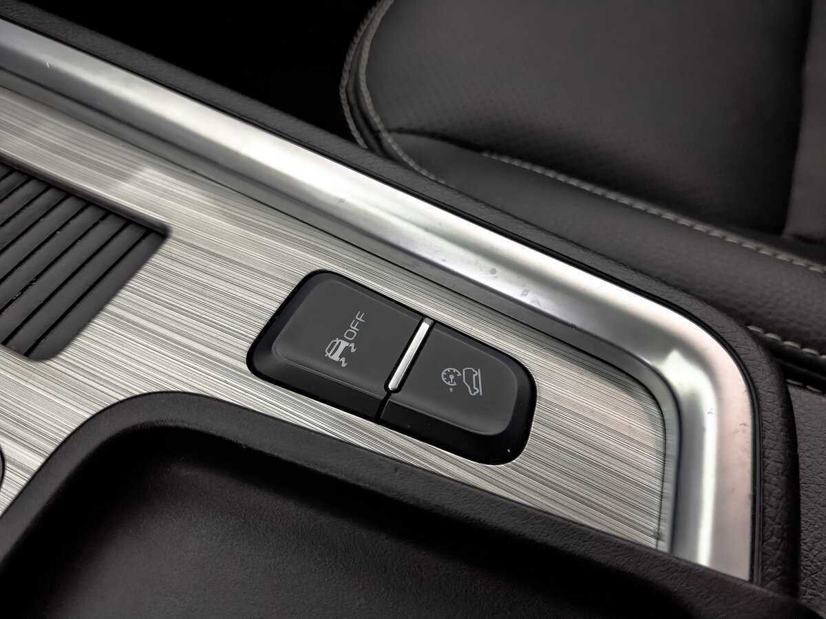 Купить Geely Emgrand X7 с пробегом. Фото: #25