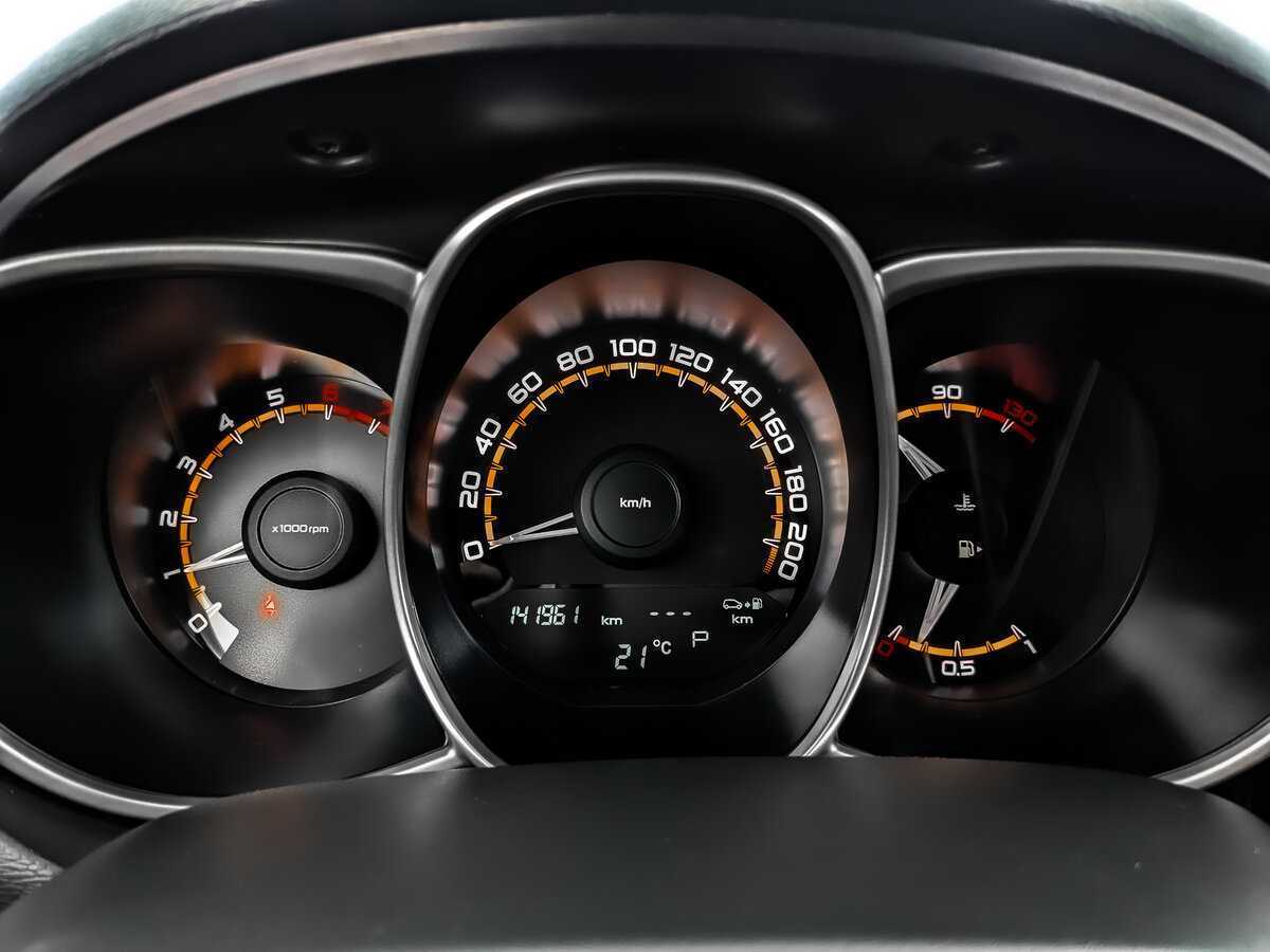 Купить Lada (ВАЗ) Vesta с пробегом. Фото: #11