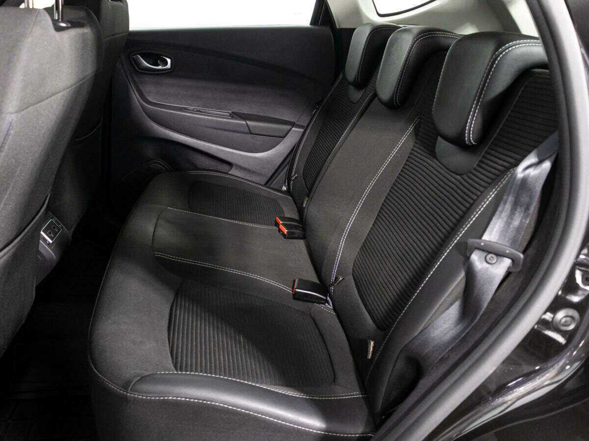 Купить Renault Kaptur с пробегом. Фото: #9