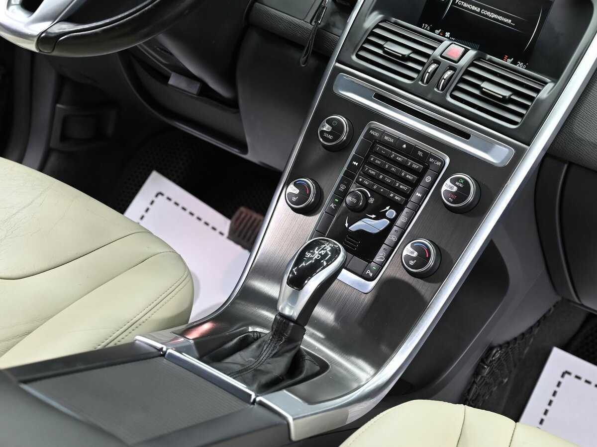 Купить Volvo XC60 с пробегом. Фото: #11