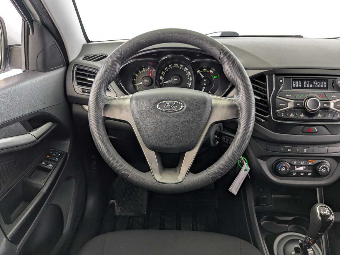 Купить Lada (ВАЗ) Vesta с пробегом. Фото: #23