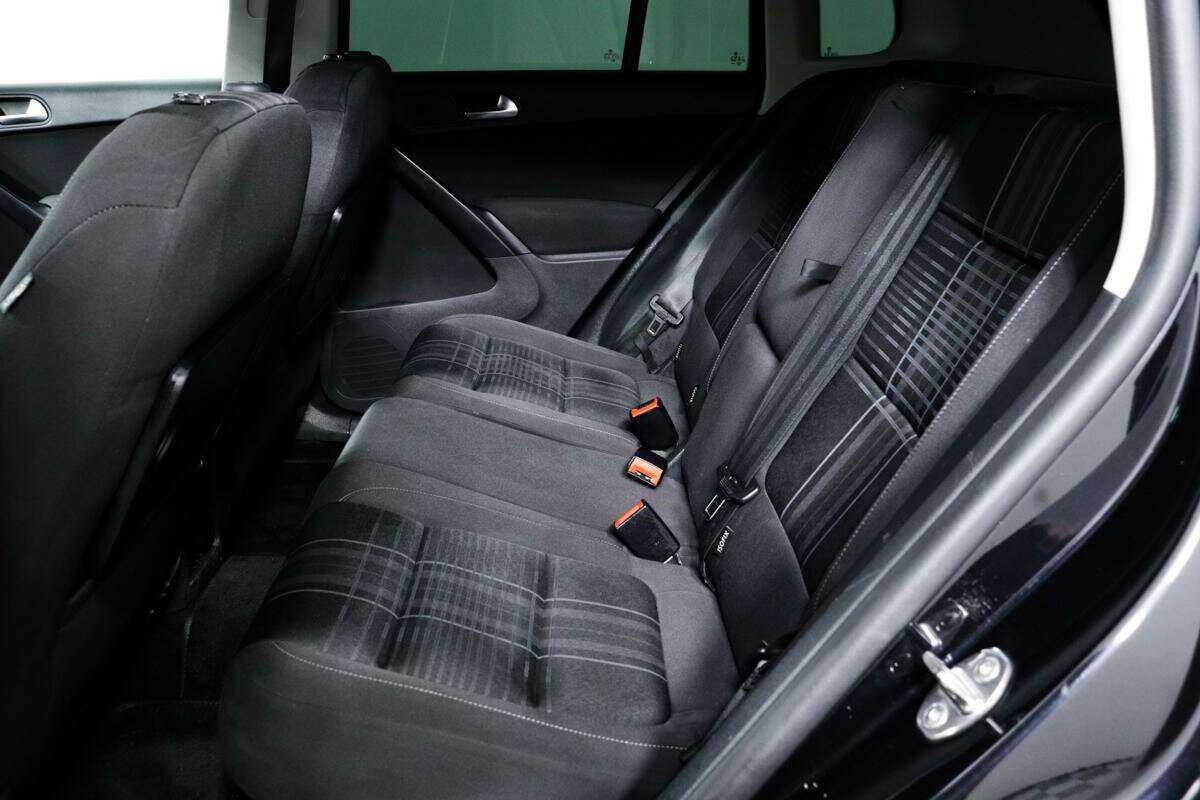 Купить Volkswagen Tiguan с пробегом. Фото: #11