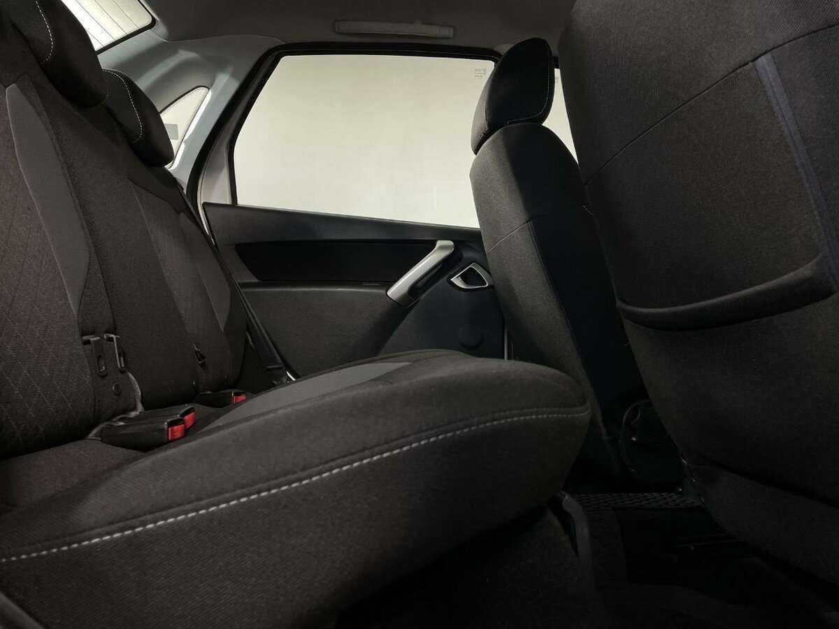 Купить Lada (ВАЗ) Granta с пробегом. Фото: #15