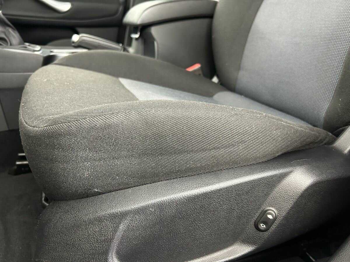 Купить Ford Mondeo с пробегом. Фото: #9