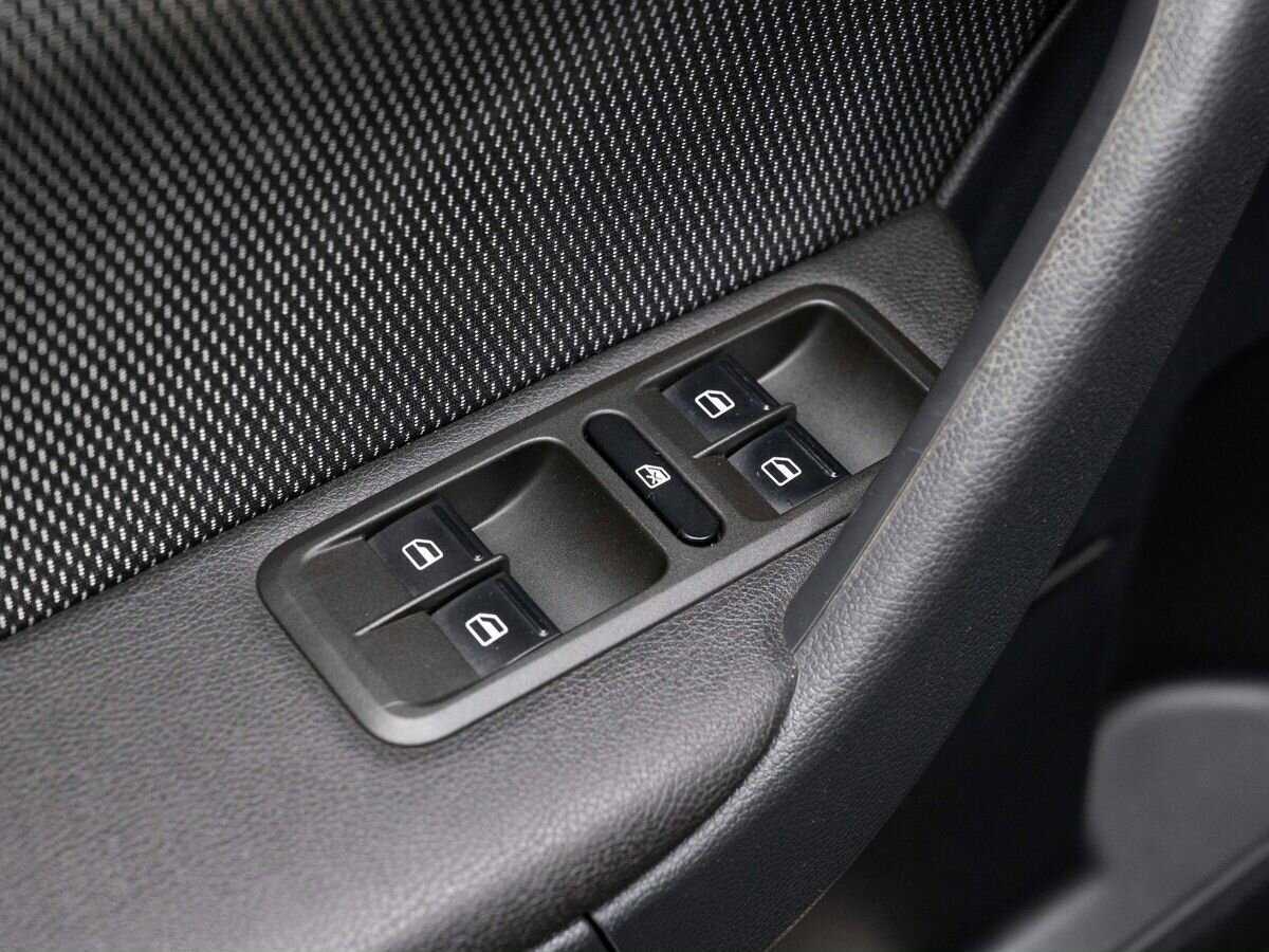 Купить Skoda Yeti с пробегом. Фото: #15