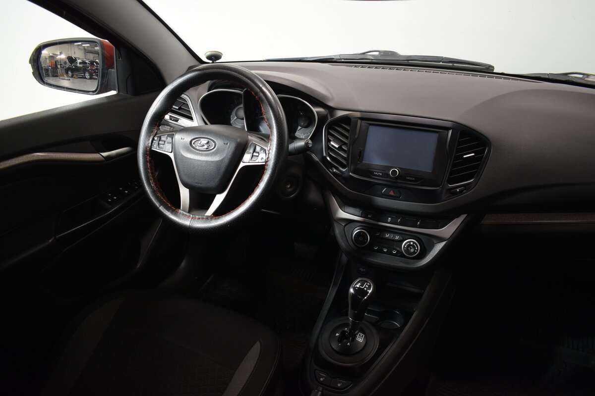 Купить Lada (ВАЗ) Vesta с пробегом. Фото: #8