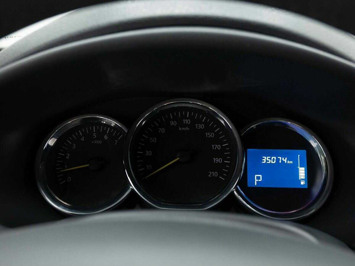 Купить Renault Sandero с пробегом. Фото: #15