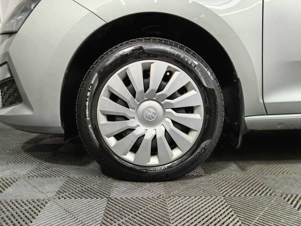 Купить Skoda Rapid с пробегом. Фото: #14