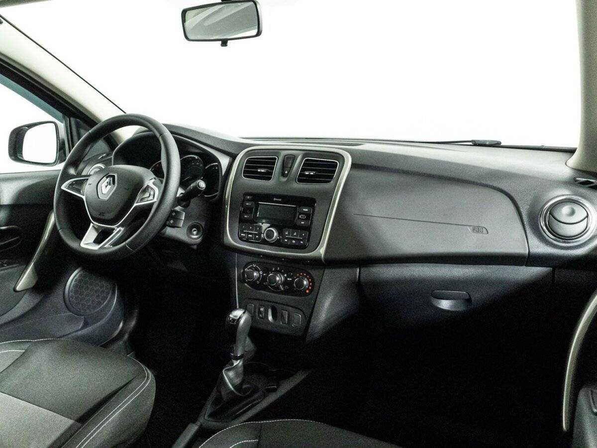 Купить Renault Sandero с пробегом. Фото: #8