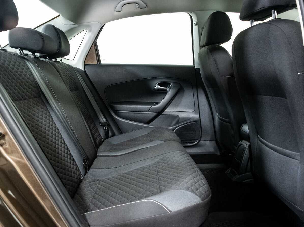 Купить Volkswagen Polo с пробегом. Фото: #13