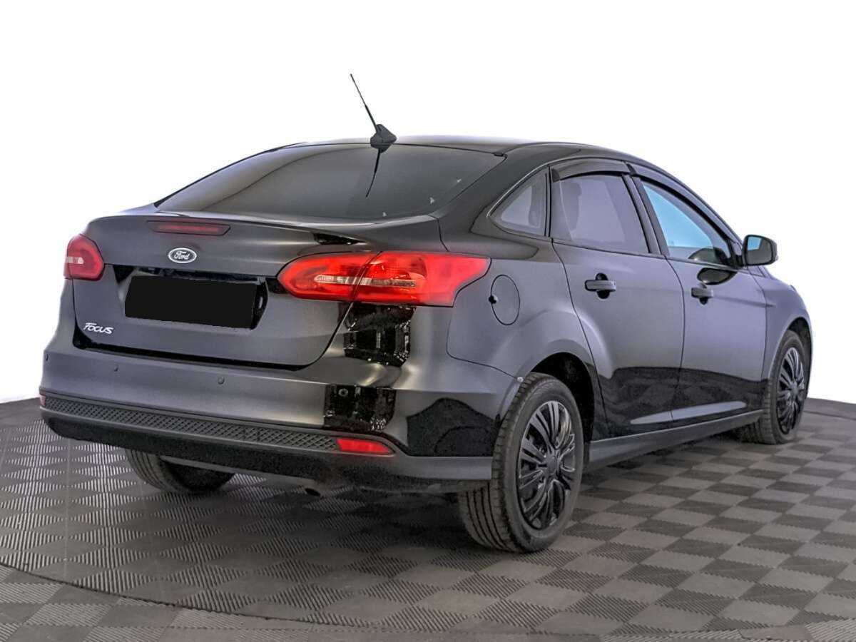 Купить Ford Focus с пробегом. Фото: #4