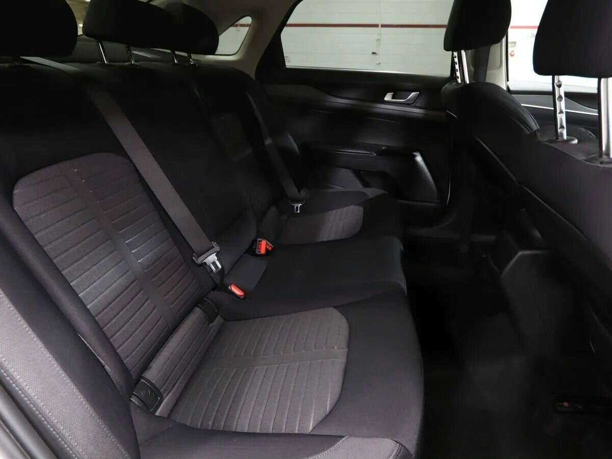 Купить Kia K5 с пробегом. Фото: #15