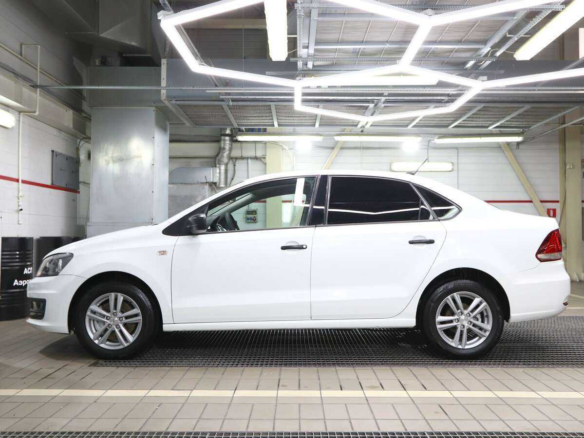 Купить Volkswagen Polo с пробегом. Фото: #5