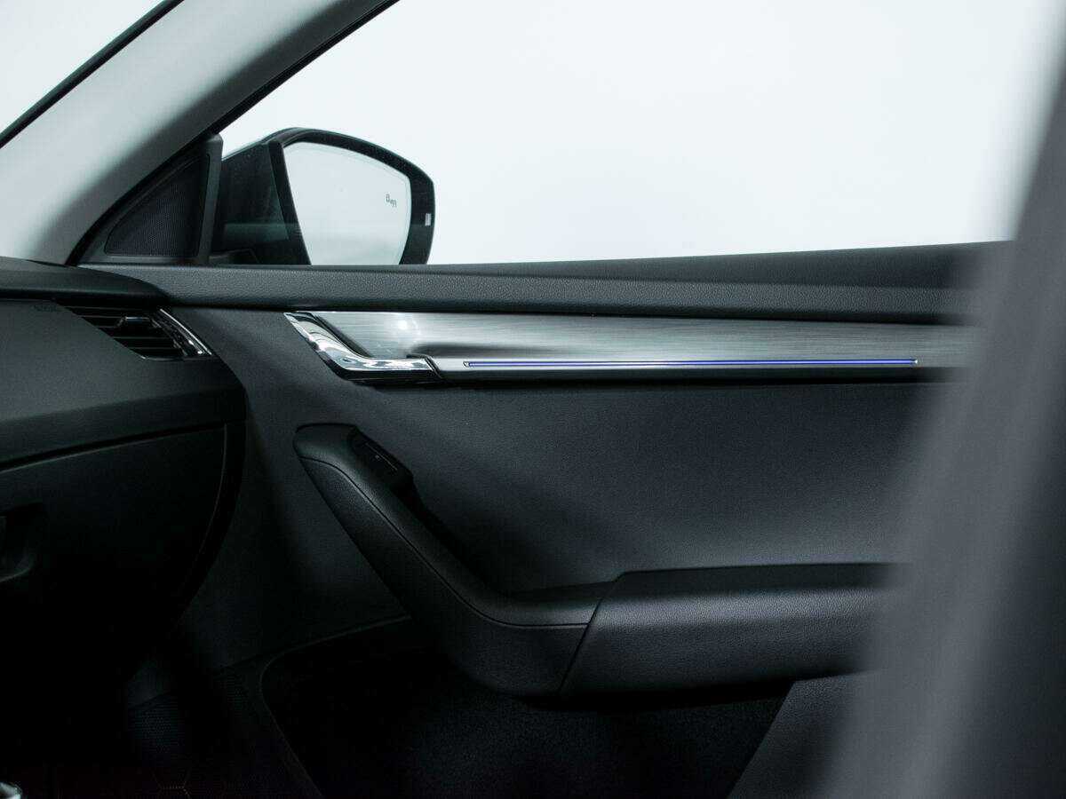 Купить Skoda Octavia с пробегом. Фото: #15