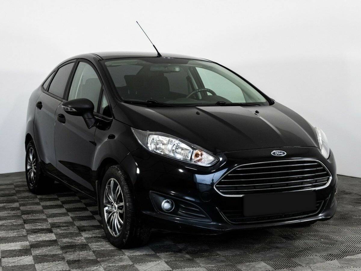 Купить Ford Fiesta с пробегом. Фото: #2