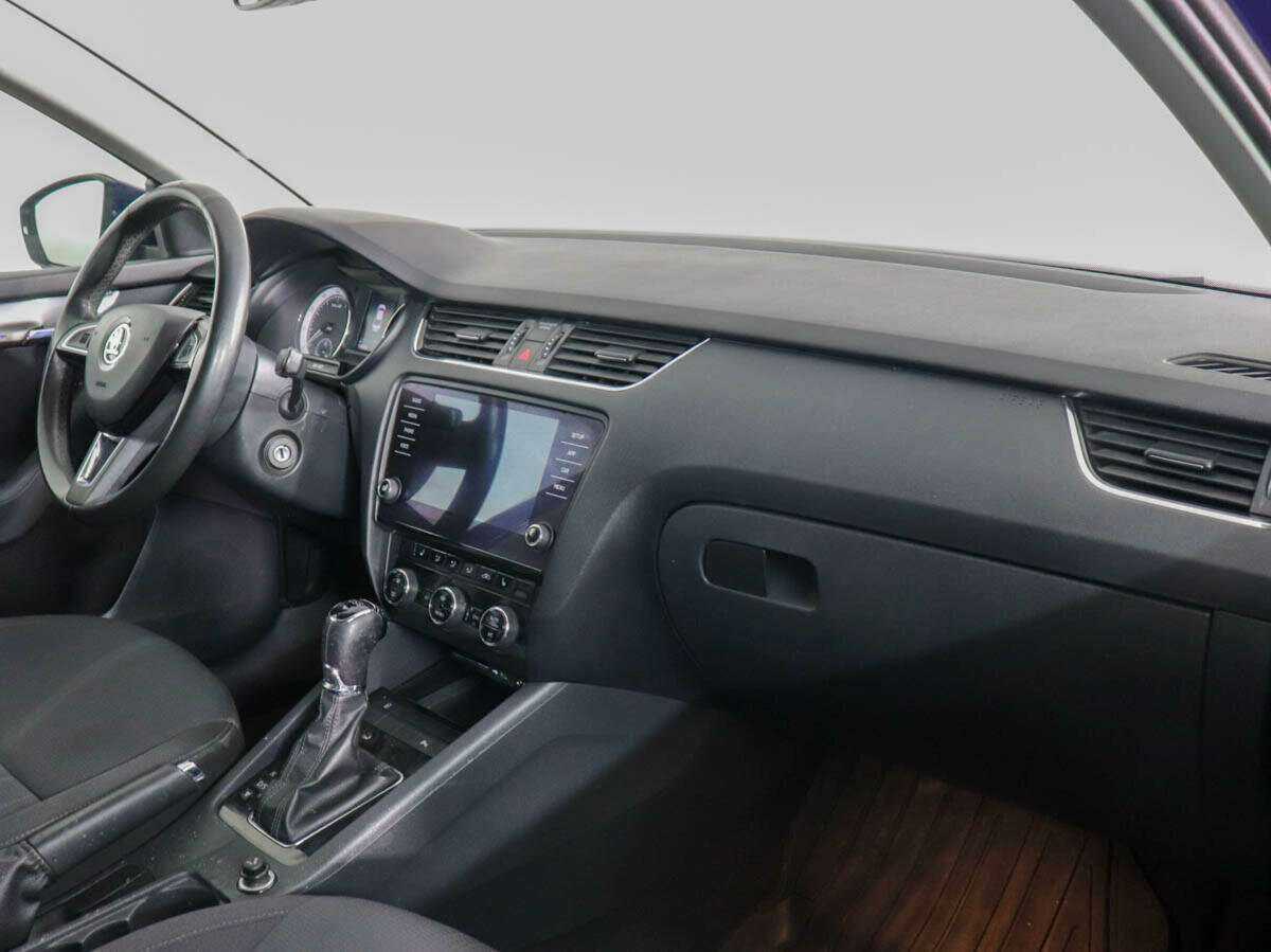 Купить Skoda Octavia с пробегом. Фото: #8