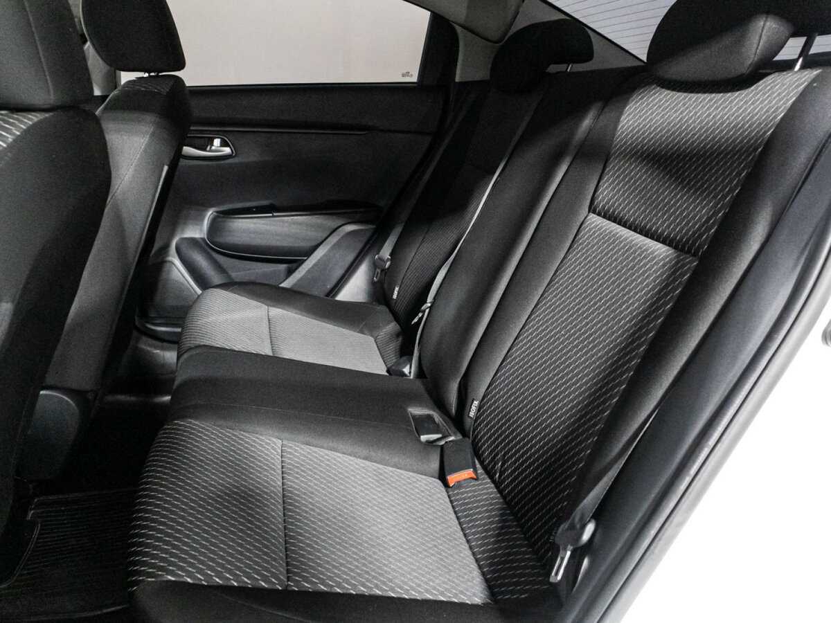 Купить Kia Rio с пробегом. Фото: #9