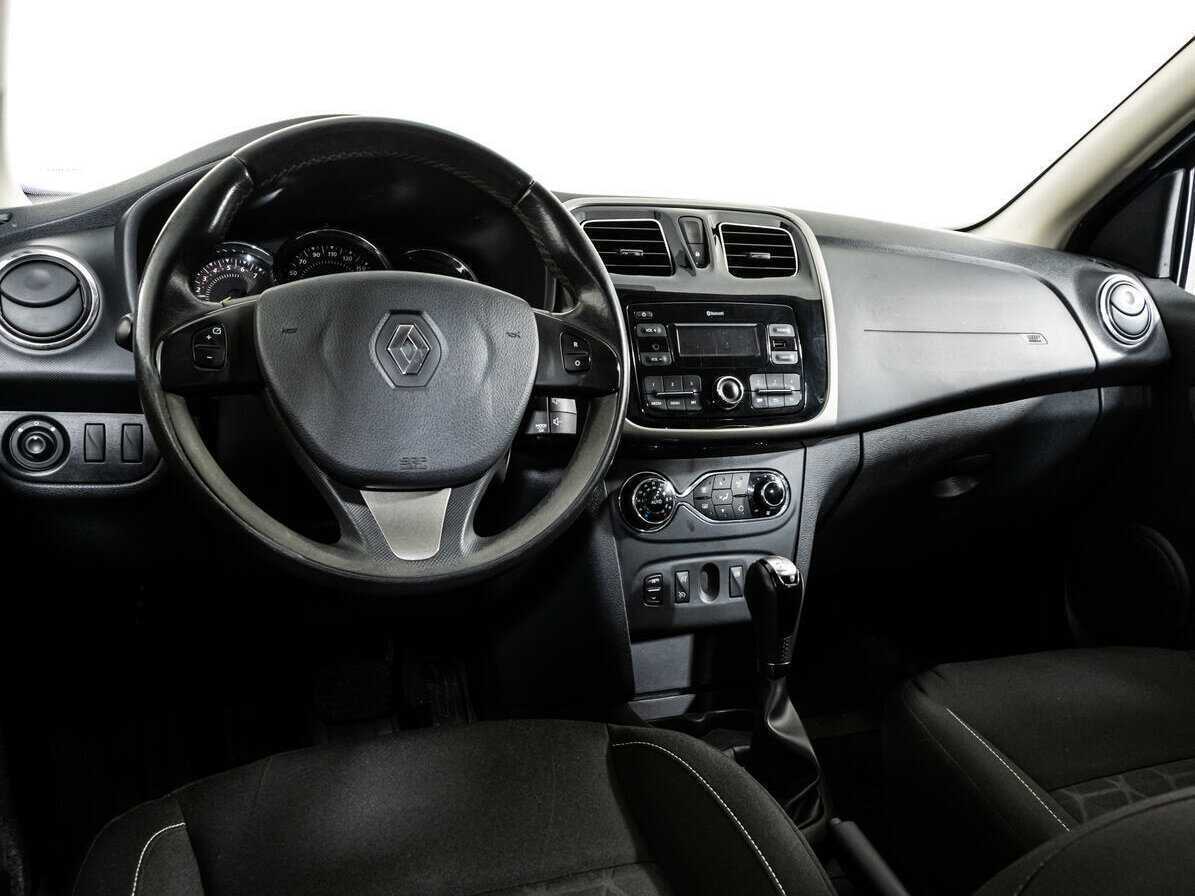 Купить Renault Sandero с пробегом. Фото: #10