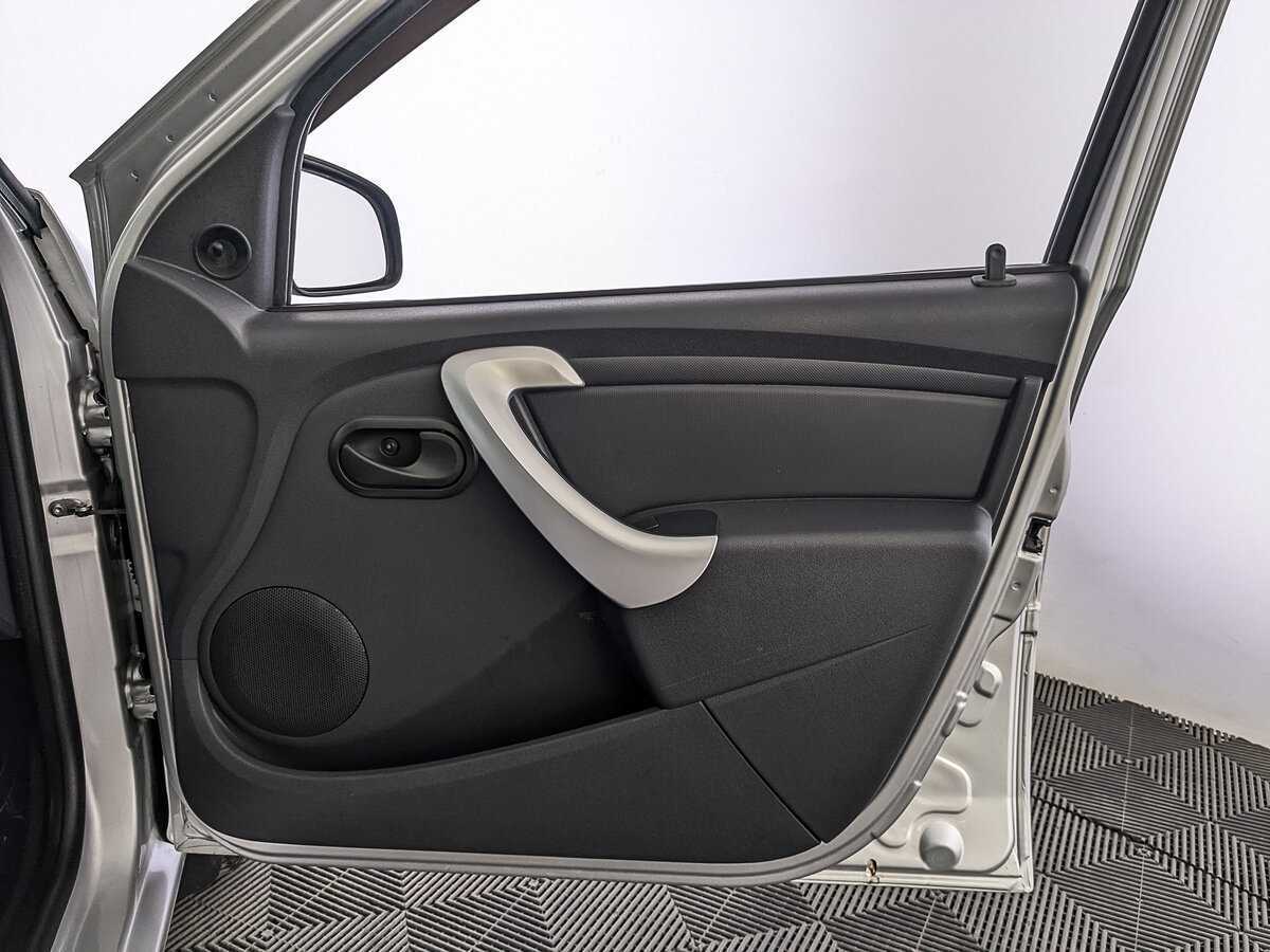 Купить Lada (ВАЗ) Largus с пробегом. Фото: #23