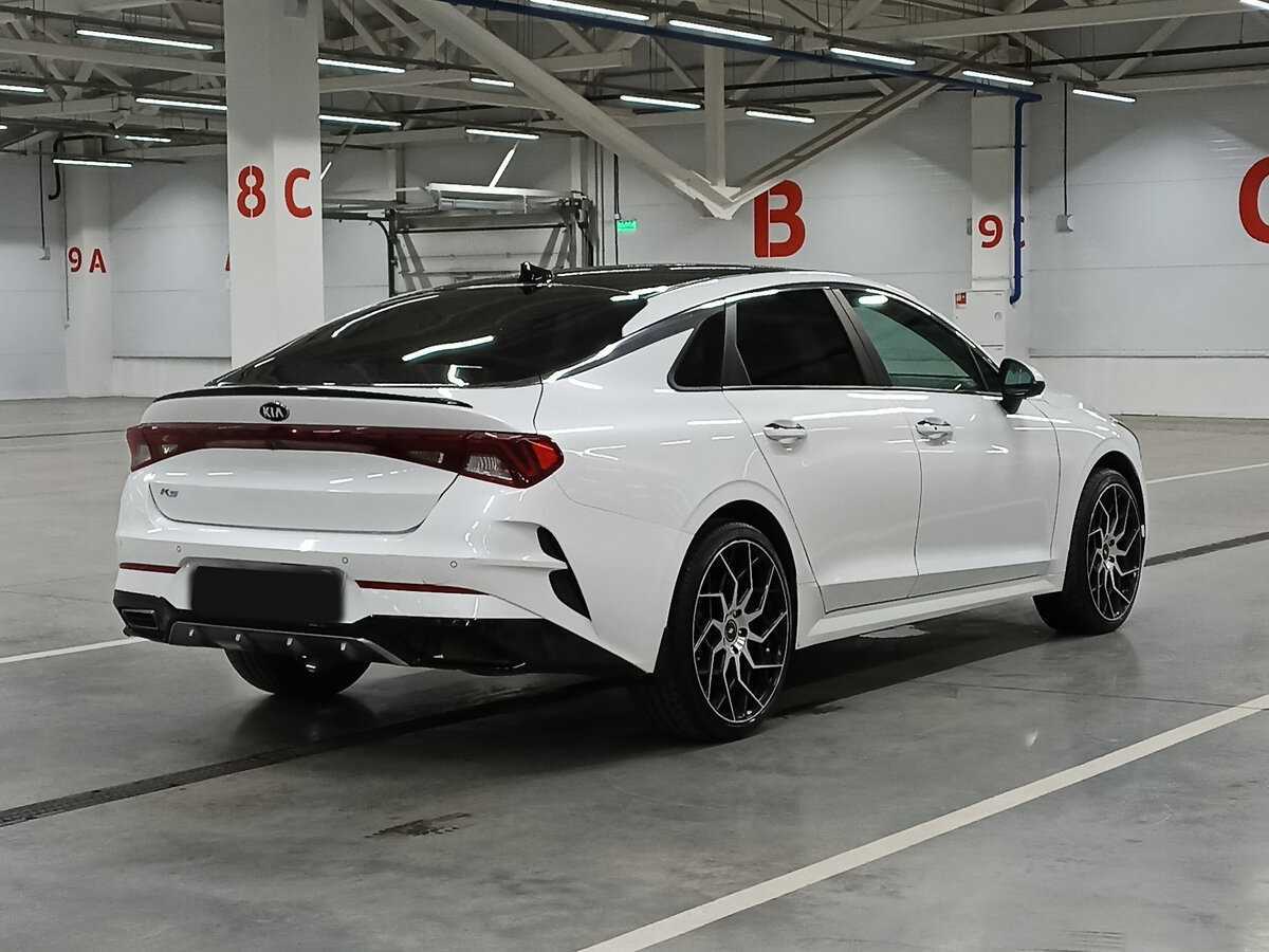 Купить Kia K5 с пробегом. Фото: #4