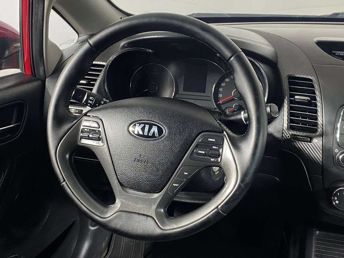 Купить Kia Cerato с пробегом. Фото: #9