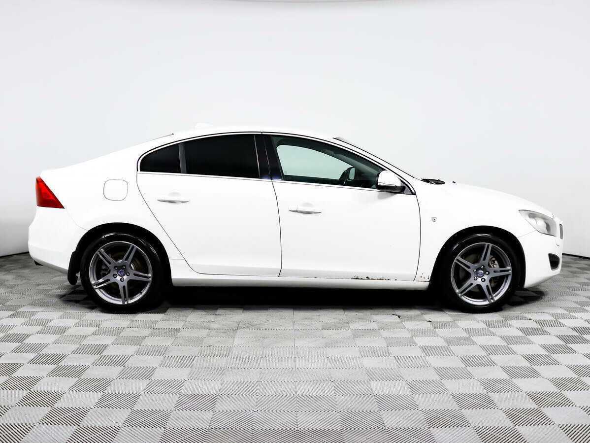 Купить Volvo S60 с пробегом. Фото: #3