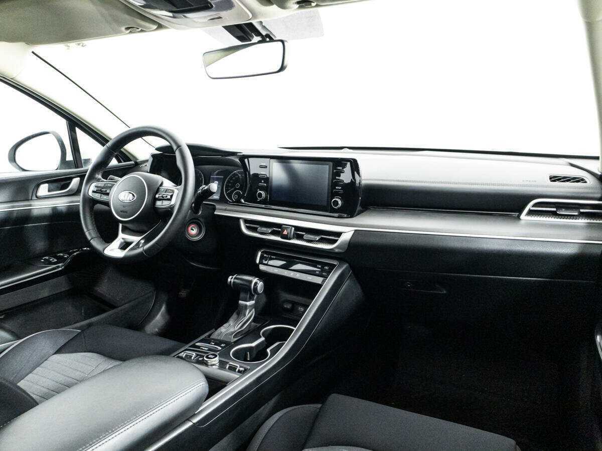 Купить Kia K5 с пробегом. Фото: #8