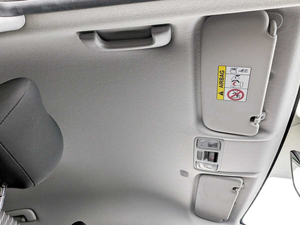 Купить Kia Rio с пробегом. Фото: #17