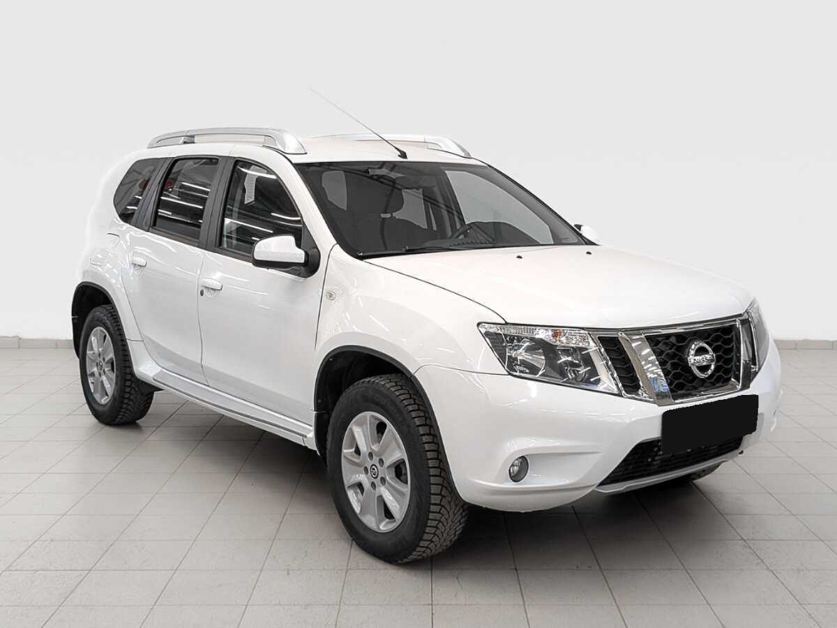 Купить Nissan Terrano с пробегом. Фото: #2