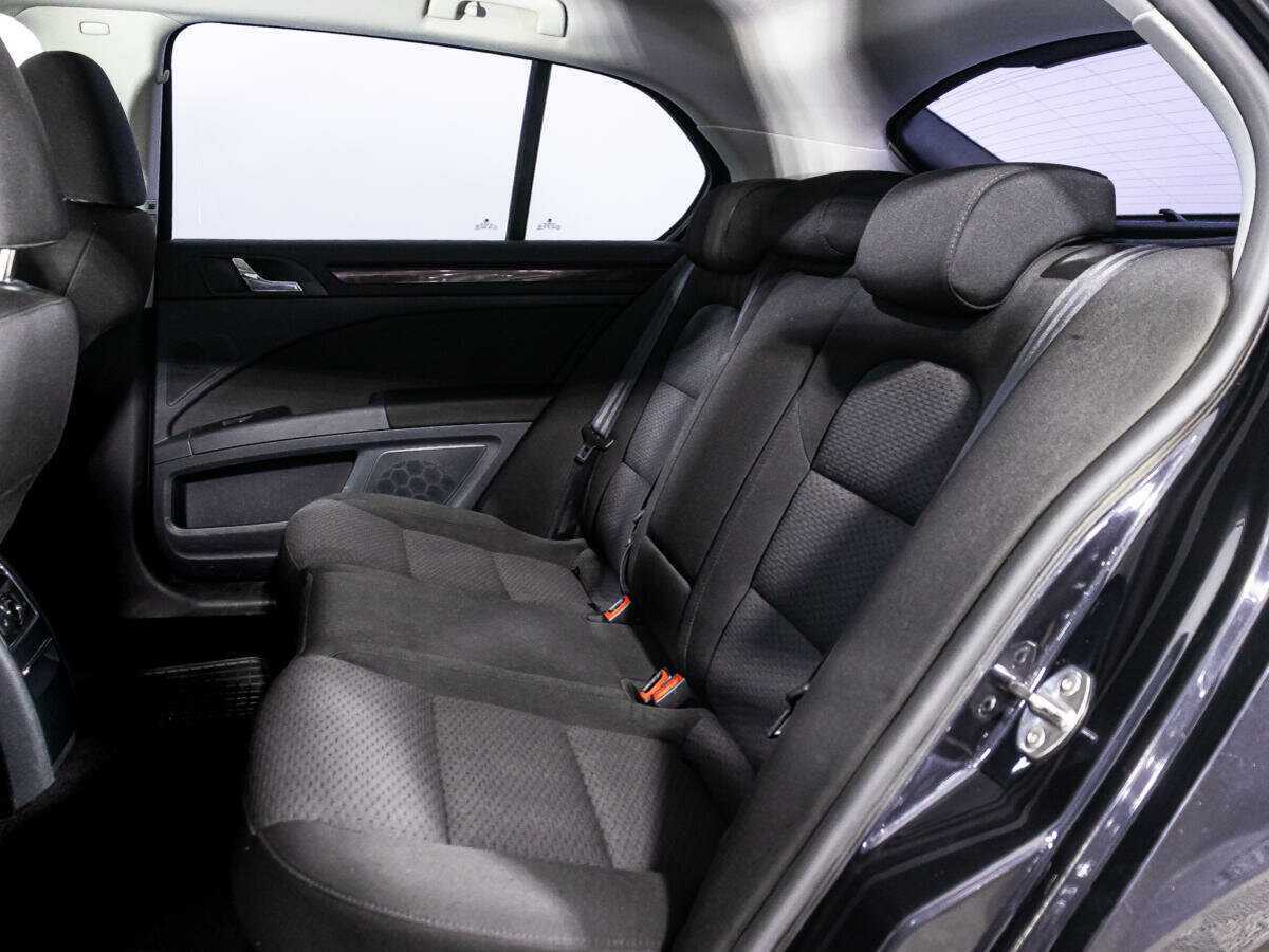 Купить Skoda Superb с пробегом. Фото: #9