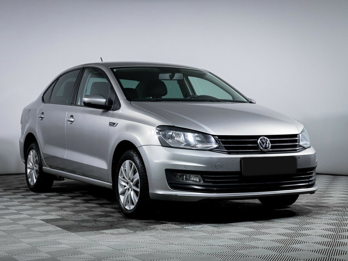 Купить Volkswagen Polo с пробегом. Фото: #2