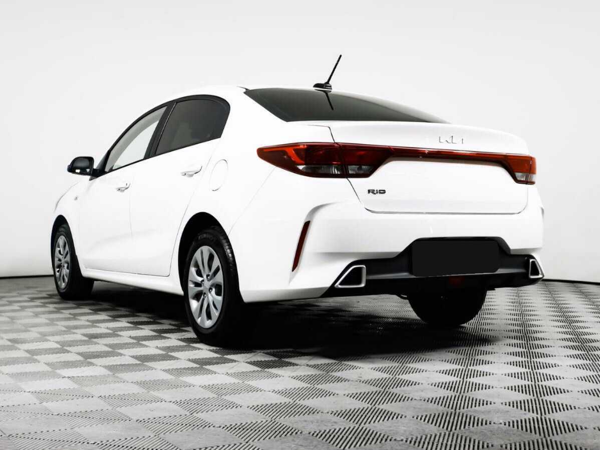Купить Kia Rio с пробегом. Фото: #5