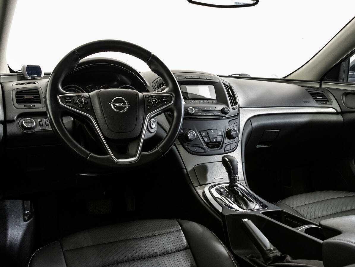 Купить Opel Insignia с пробегом. Фото: #10