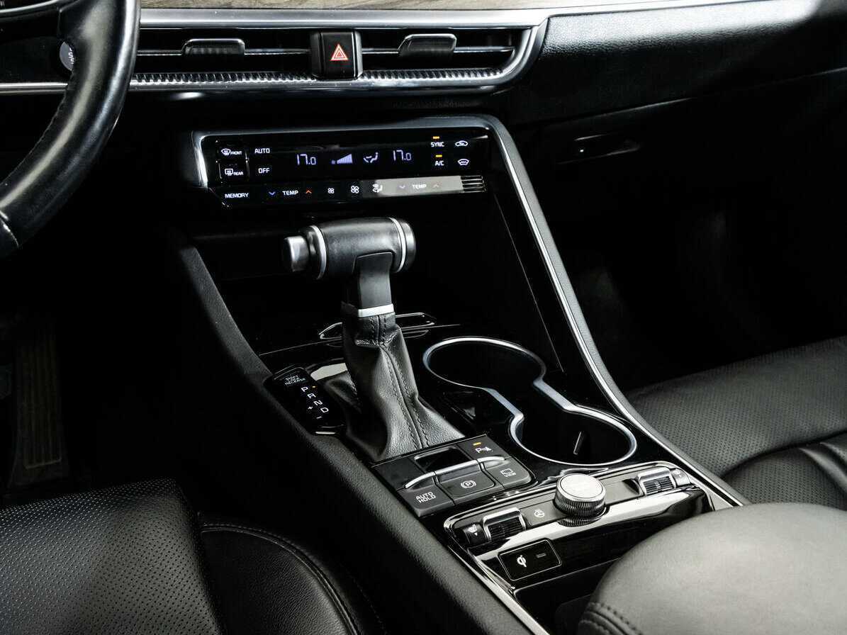 Купить Kia K5 с пробегом. Фото: #14