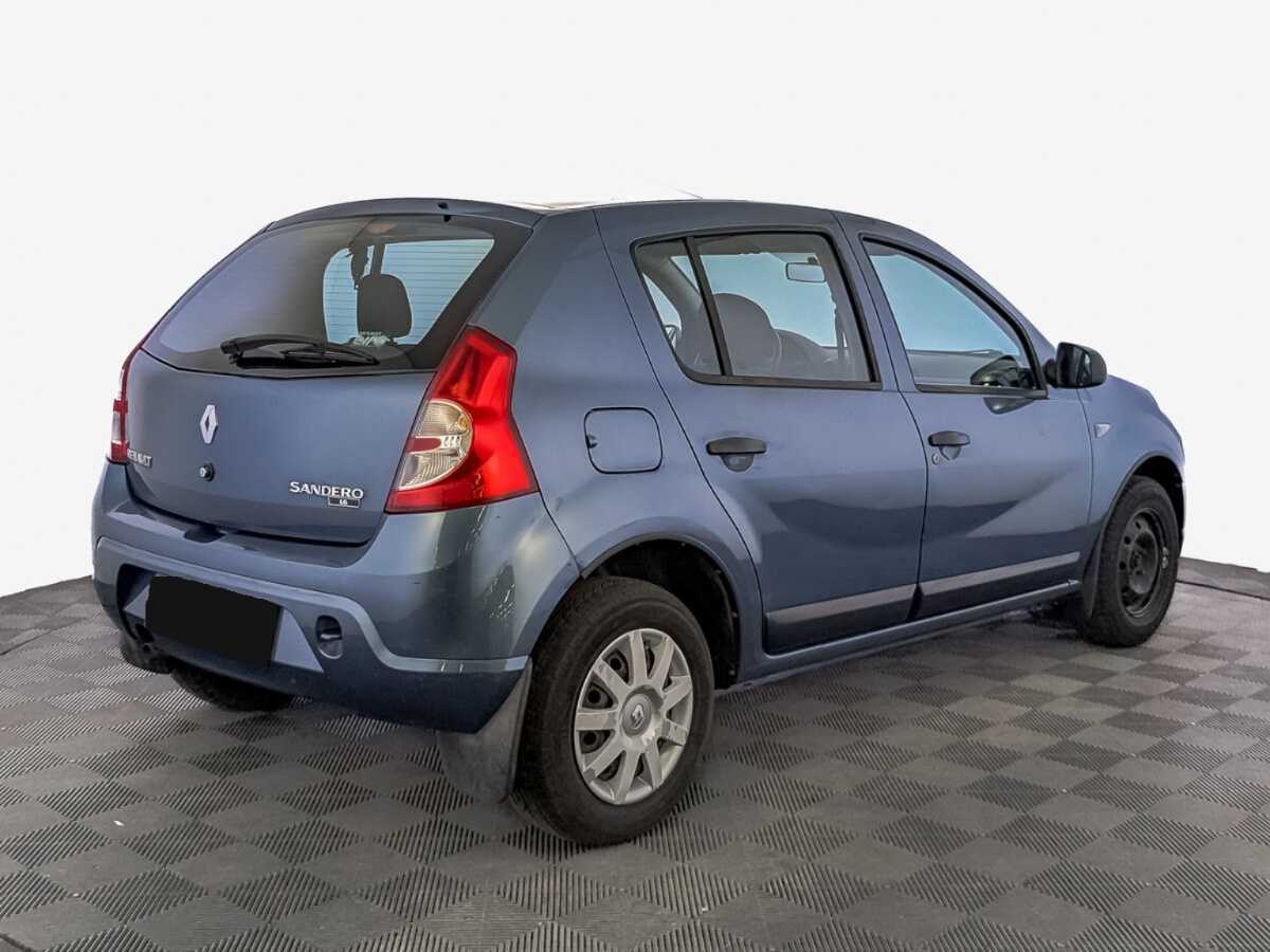Купить Renault Sandero с пробегом. Фото: #4