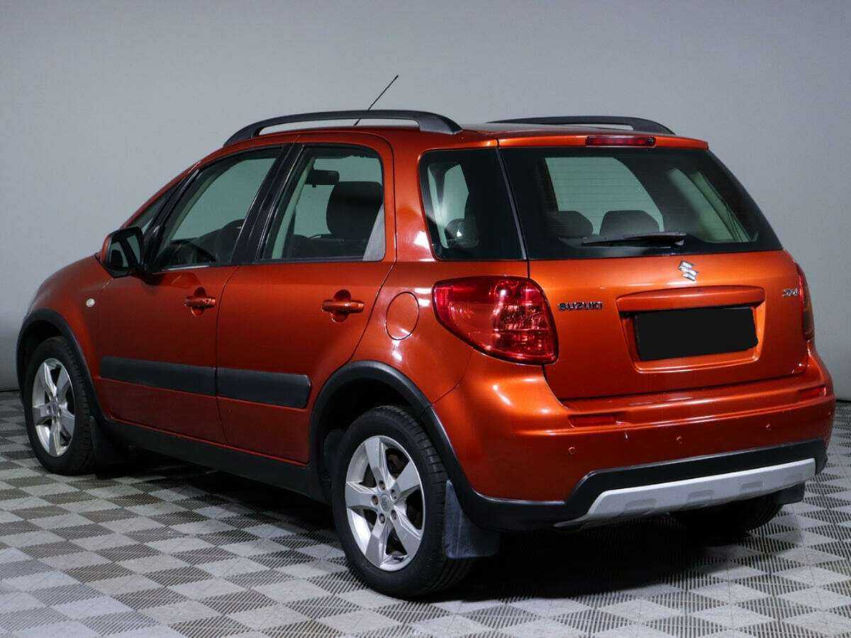 Купить Suzuki SX4 с пробегом. Фото: #4