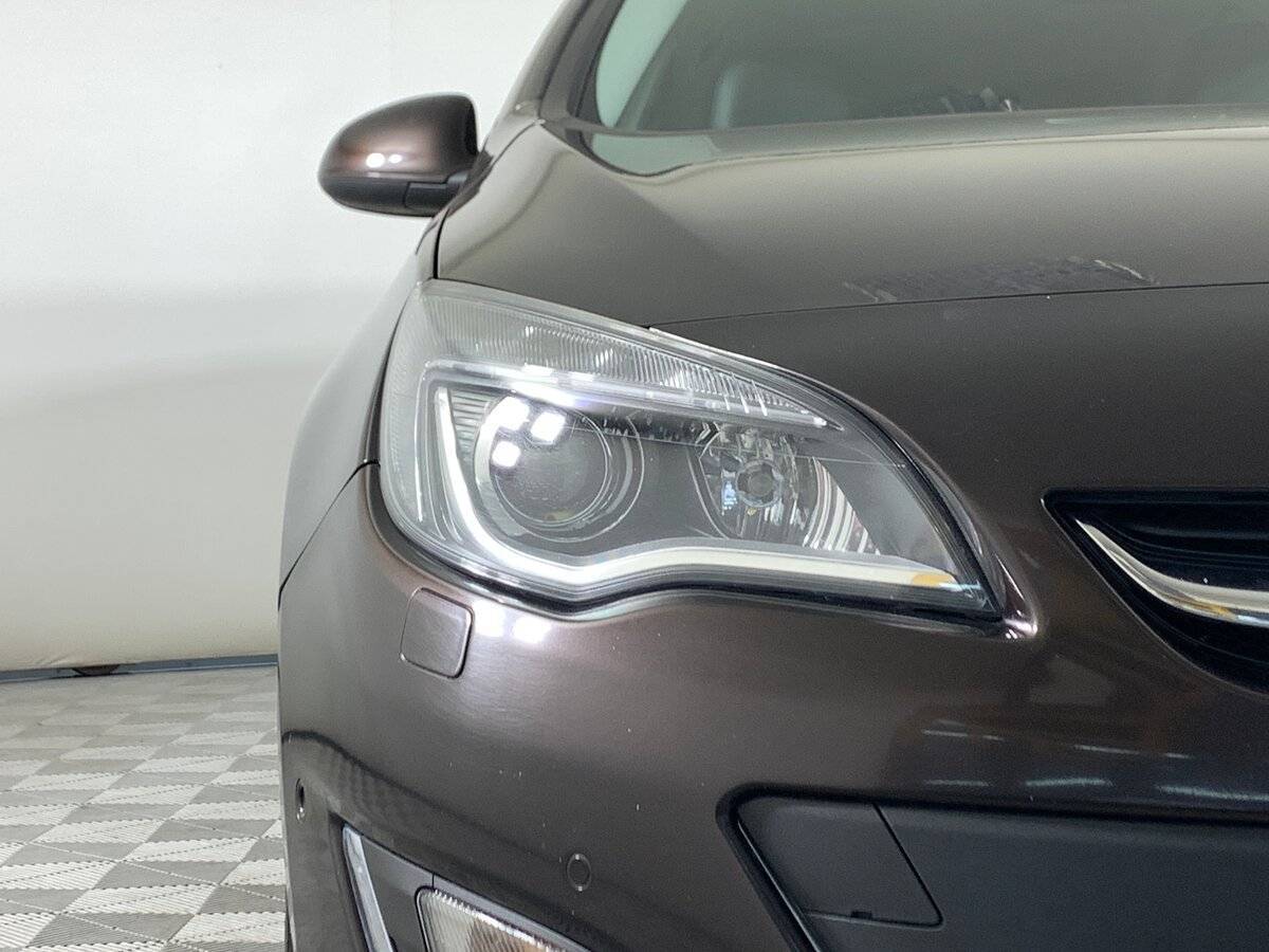 Купить Opel Astra с пробегом. Фото: #9