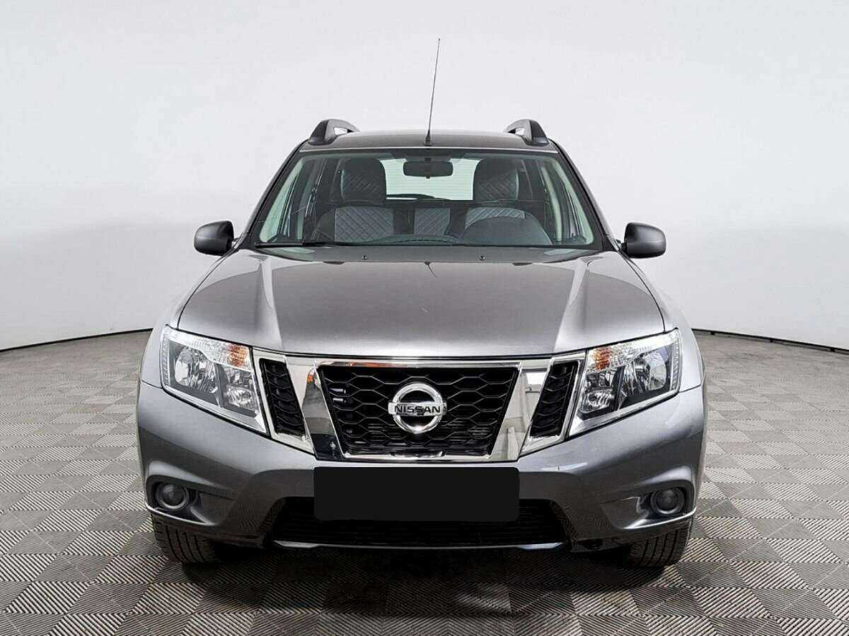 Купить Nissan Terrano с пробегом. Фото: #1