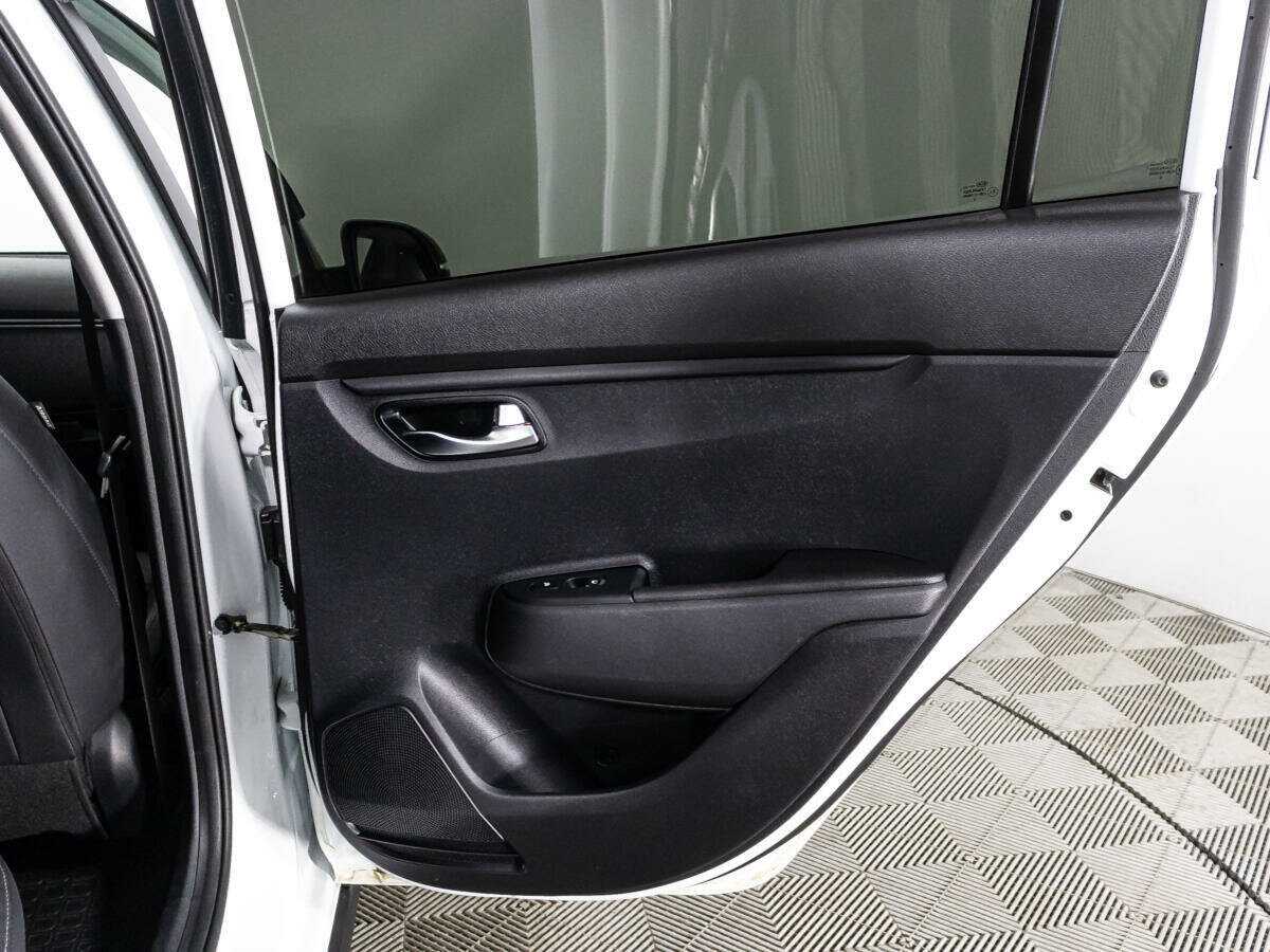 Купить Kia Rio с пробегом. Фото: #26