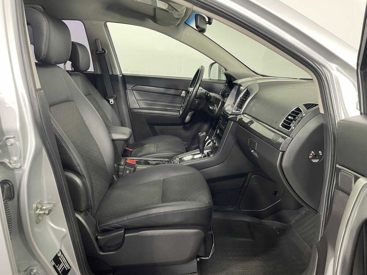 Купить Chevrolet Captiva с пробегом. Фото: #13