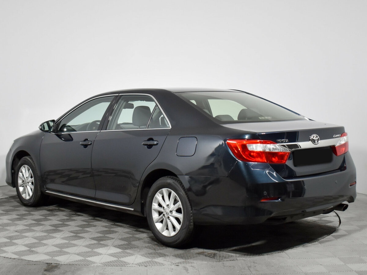 Купить Toyota Camry с пробегом. Фото: #5