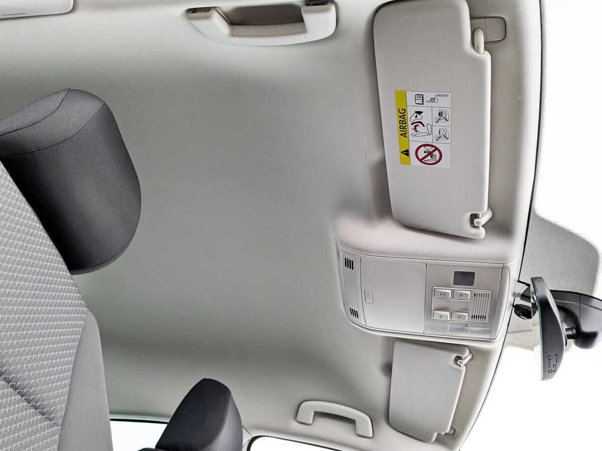 Купить Volkswagen Passat с пробегом. Фото: #19