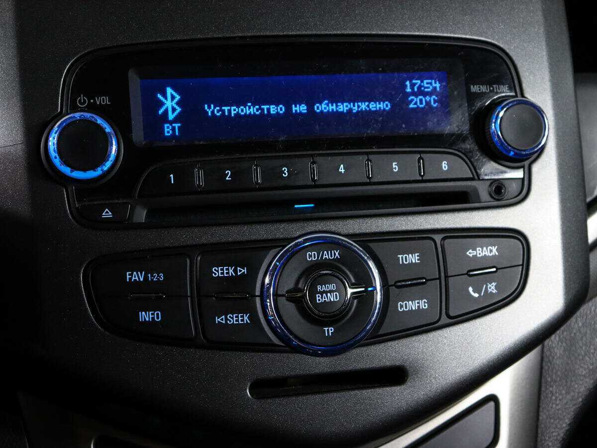 Купить Chevrolet Aveo с пробегом. Фото: #14