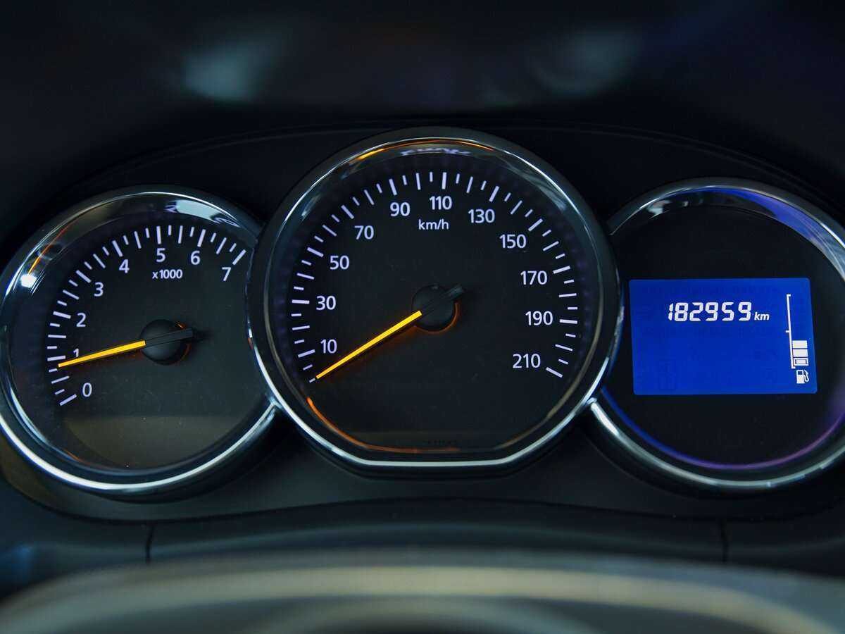 Купить Renault Duster с пробегом. Фото: #6