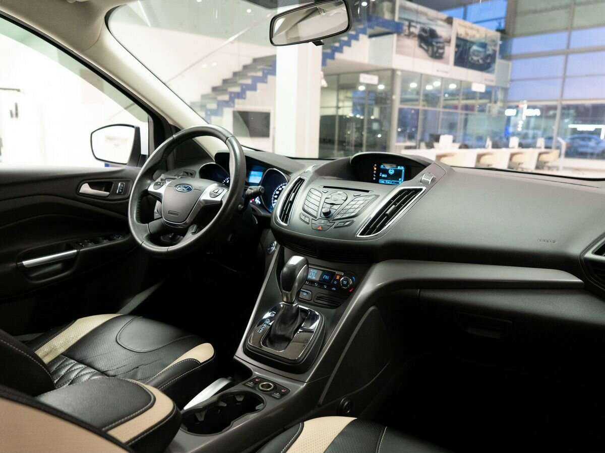 Купить Ford Kuga с пробегом. Фото: #13